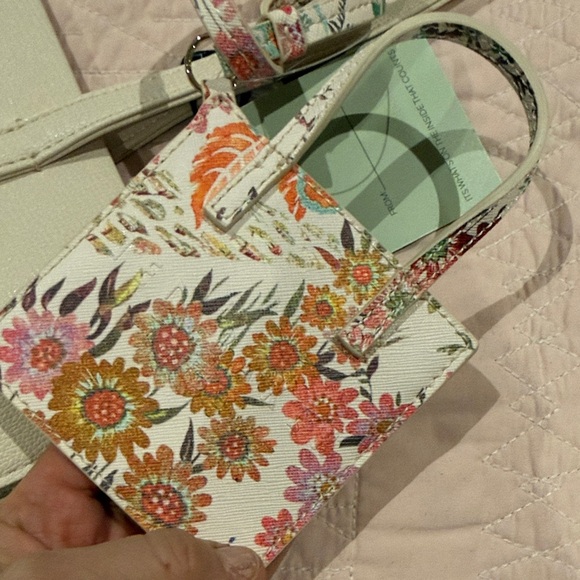 Ted Baker London Cream Tote with Floral Accent card wallet - Picture 10 of 12